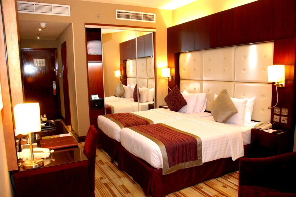Monaco Hotel Dubai Luaran gambar